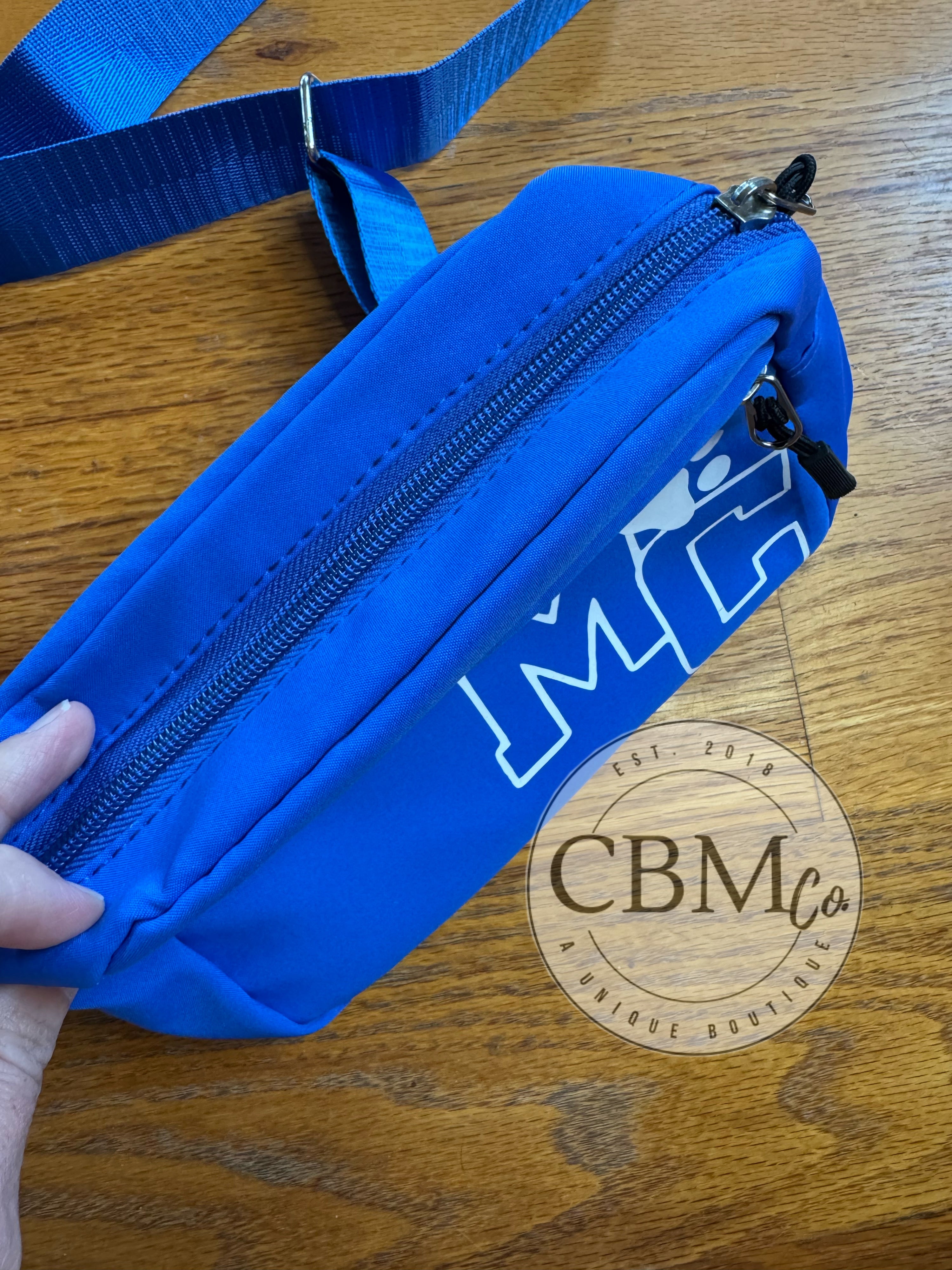 Macon Shoulder Sling