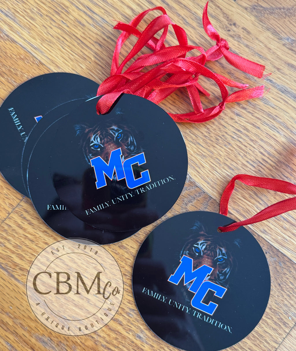 MC - Family. Unity. Tradition. Ornament
